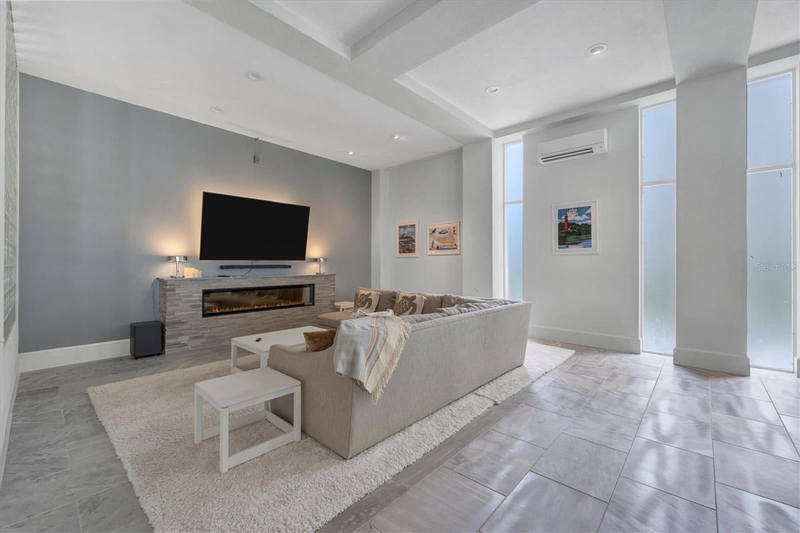 ESPLANADE ON THE BAY - Residential