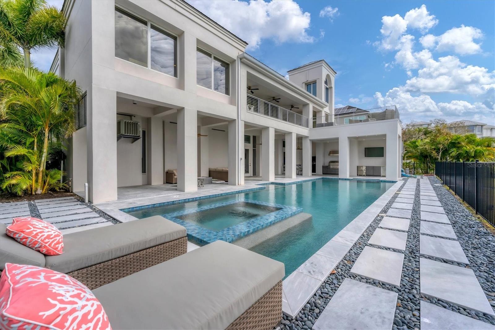 ESPLANADE ON THE BAY - Residential