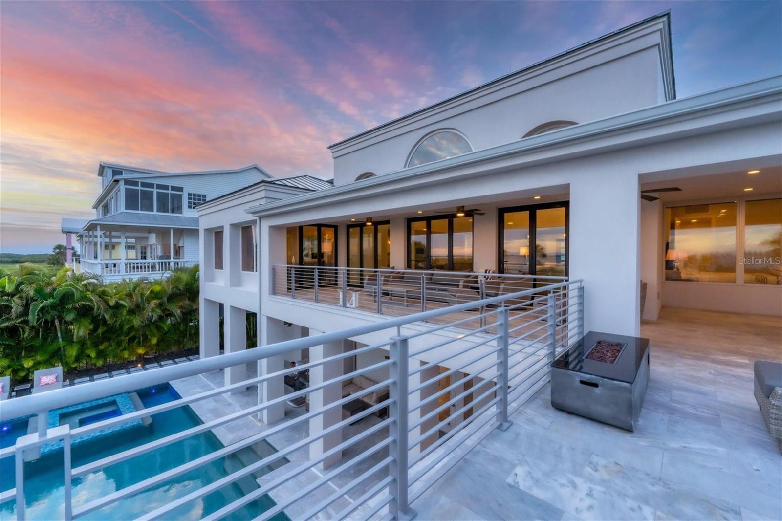 ESPLANADE ON THE BAY - Residential