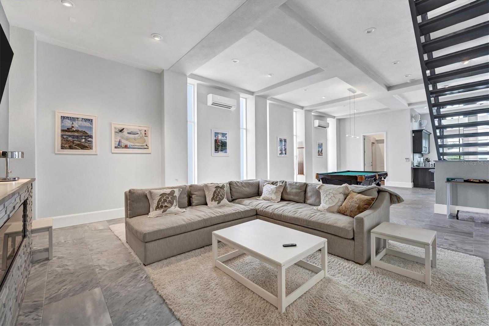 ESPLANADE ON THE BAY - Residential