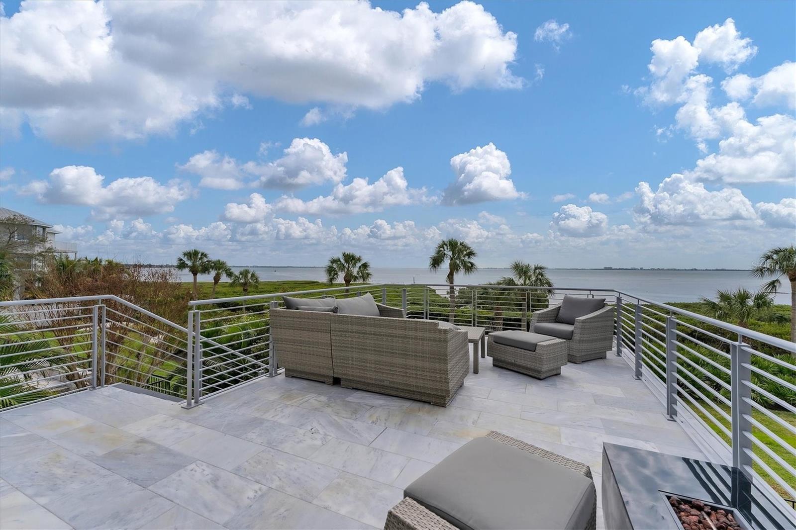 ESPLANADE ON THE BAY - Residential