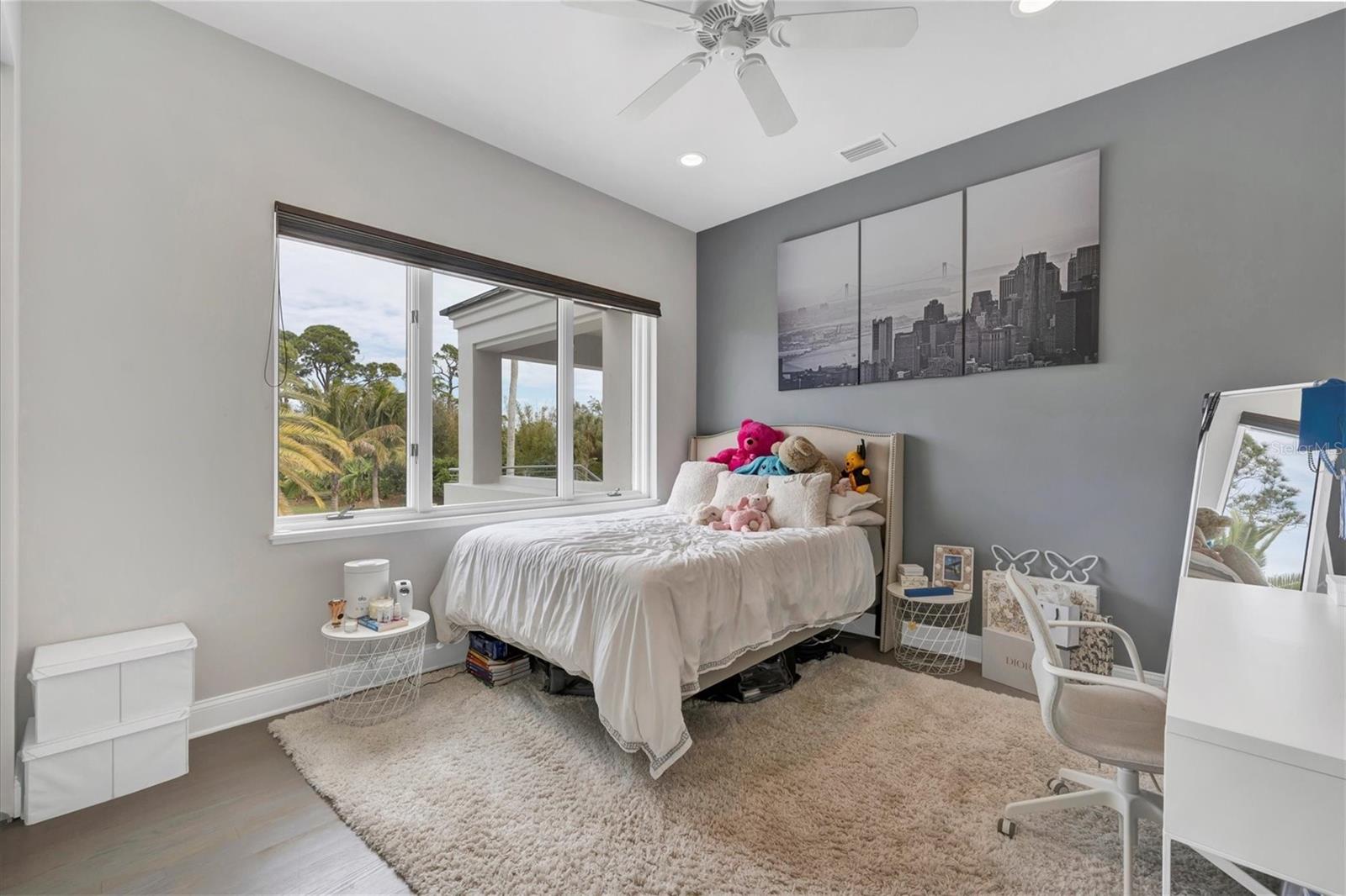 ESPLANADE ON THE BAY - Residential