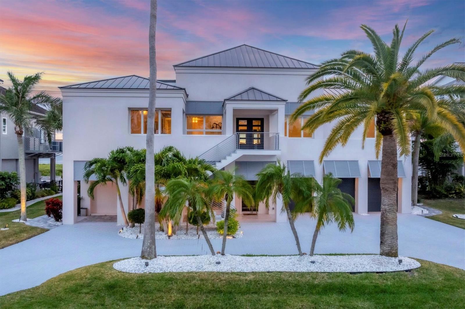 ESPLANADE ON THE BAY - Residential