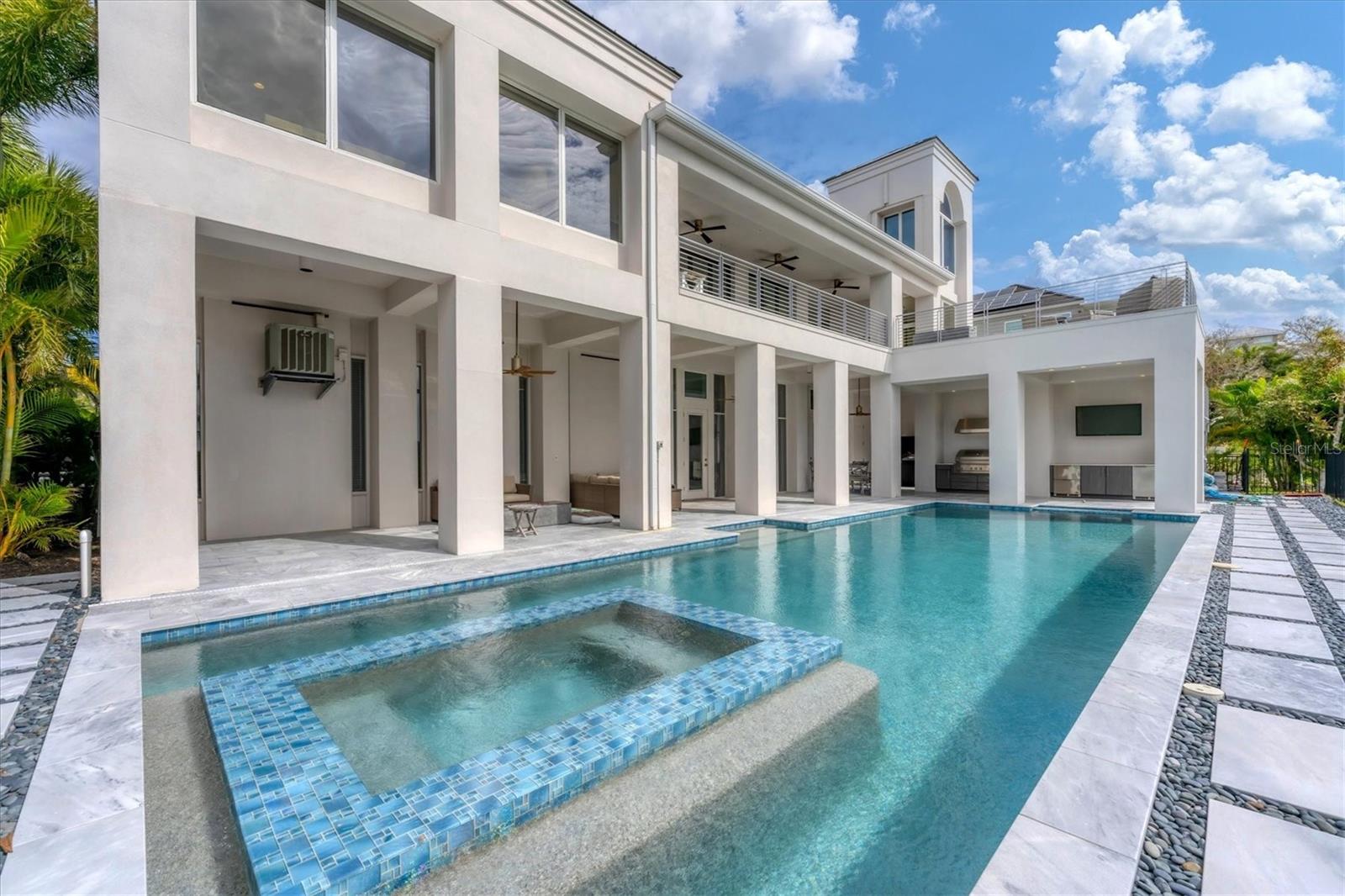 ESPLANADE ON THE BAY - Residential