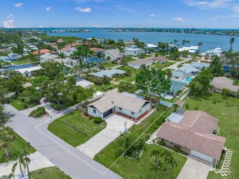 6738 AVENUE D SARASOTA FL 34231