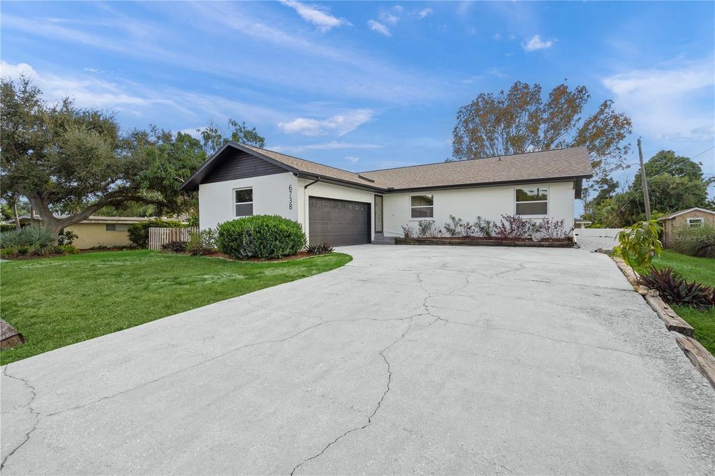 Photo of 6738 Avenue D, Sarasota, FL 34231 (MLS # A4675451)