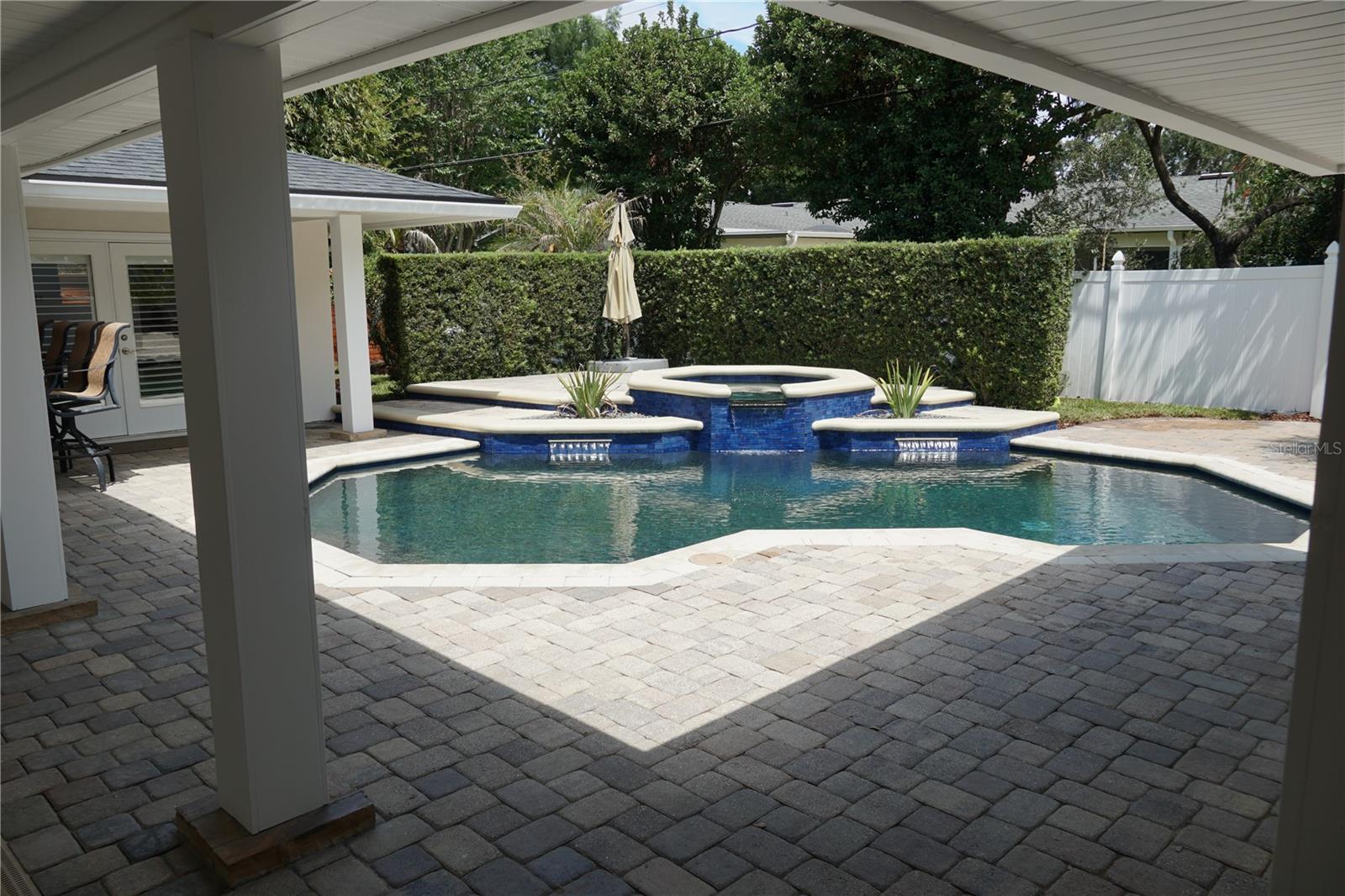 BEL AIR HILLS - Residential