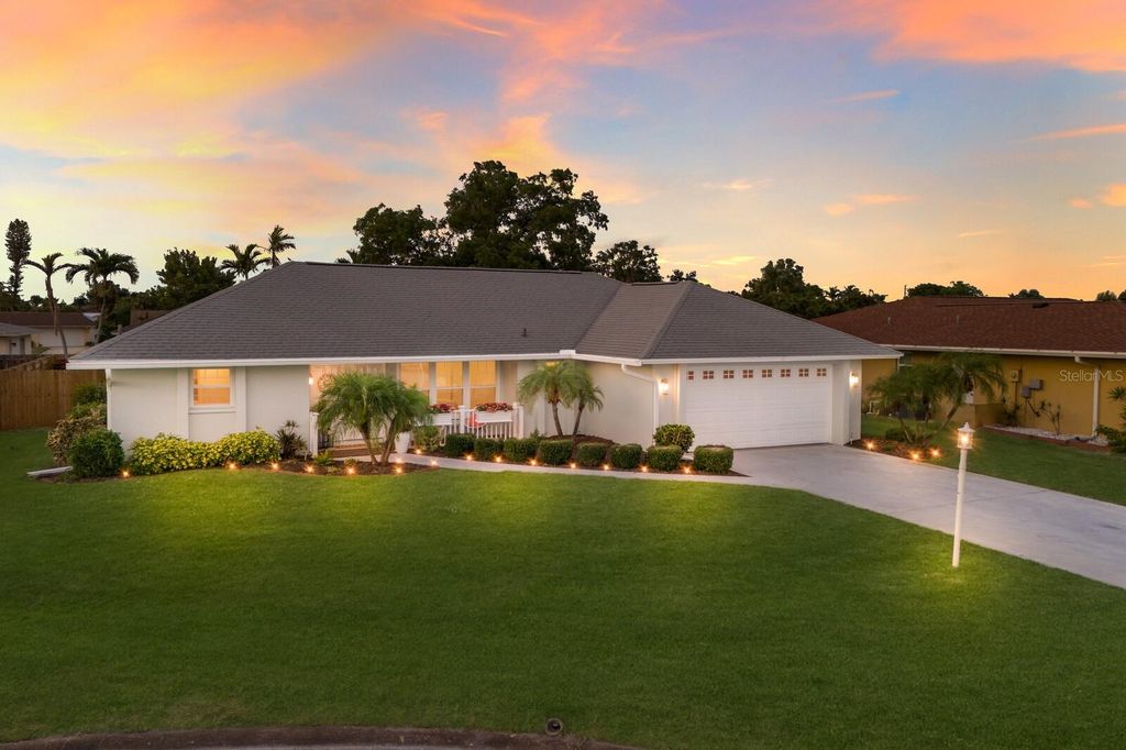 Photo of 7404 13th Avenue Drive W, Bradenton, FL 34209 (MLS # A4653431)