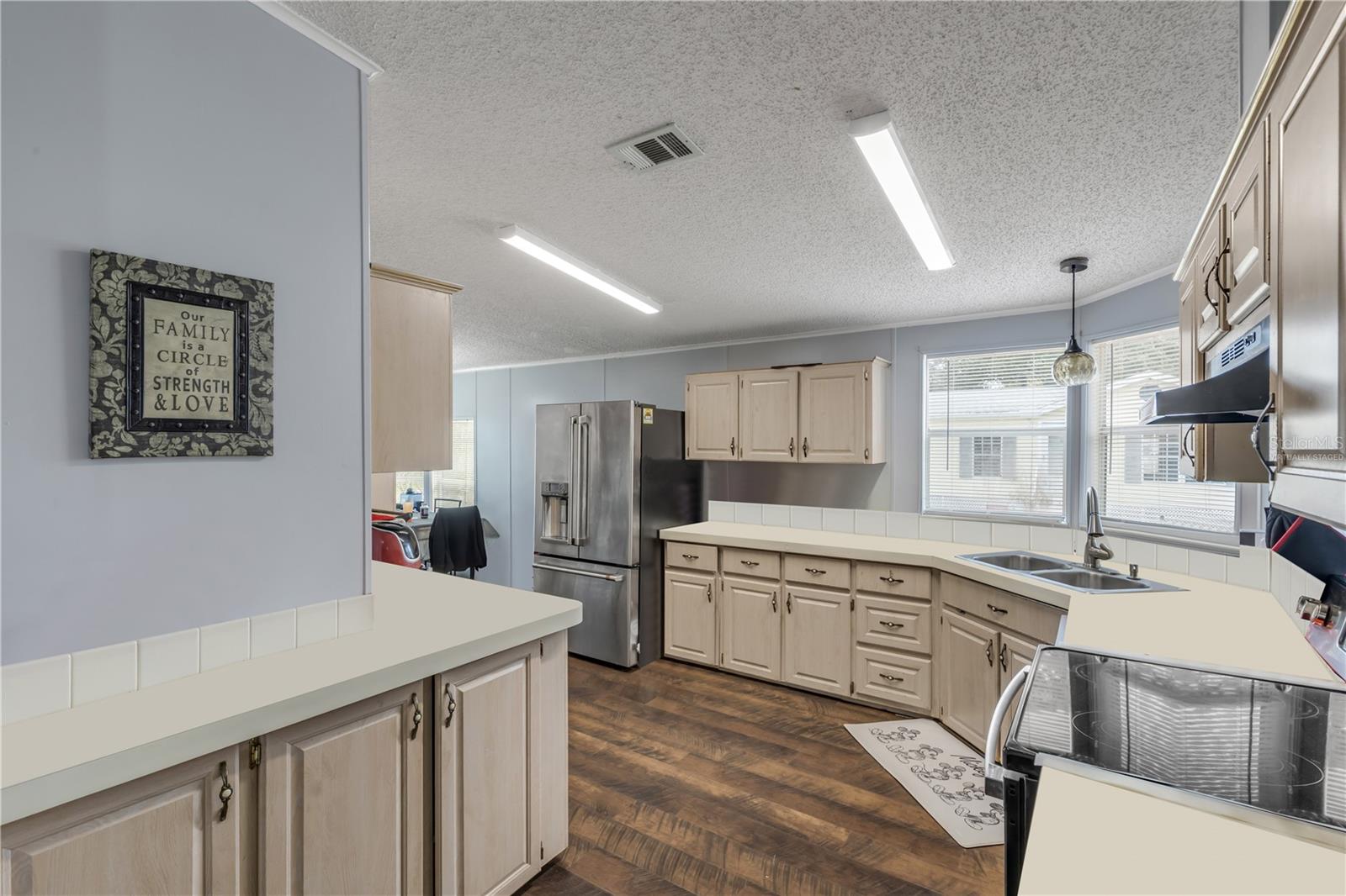 SOUTH WATERFRONT PARK - Residential