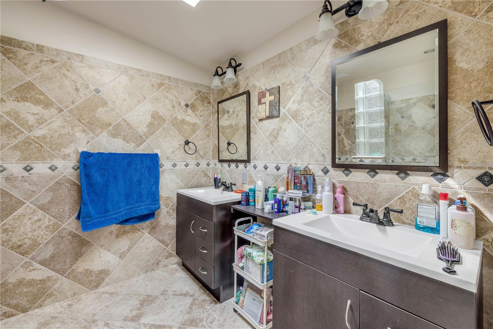 SOUTH WATERFRONT PARK - Residential