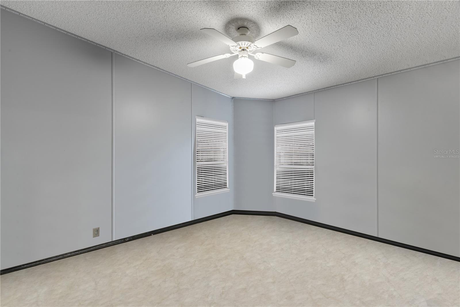 SOUTH WATERFRONT PARK - Residential