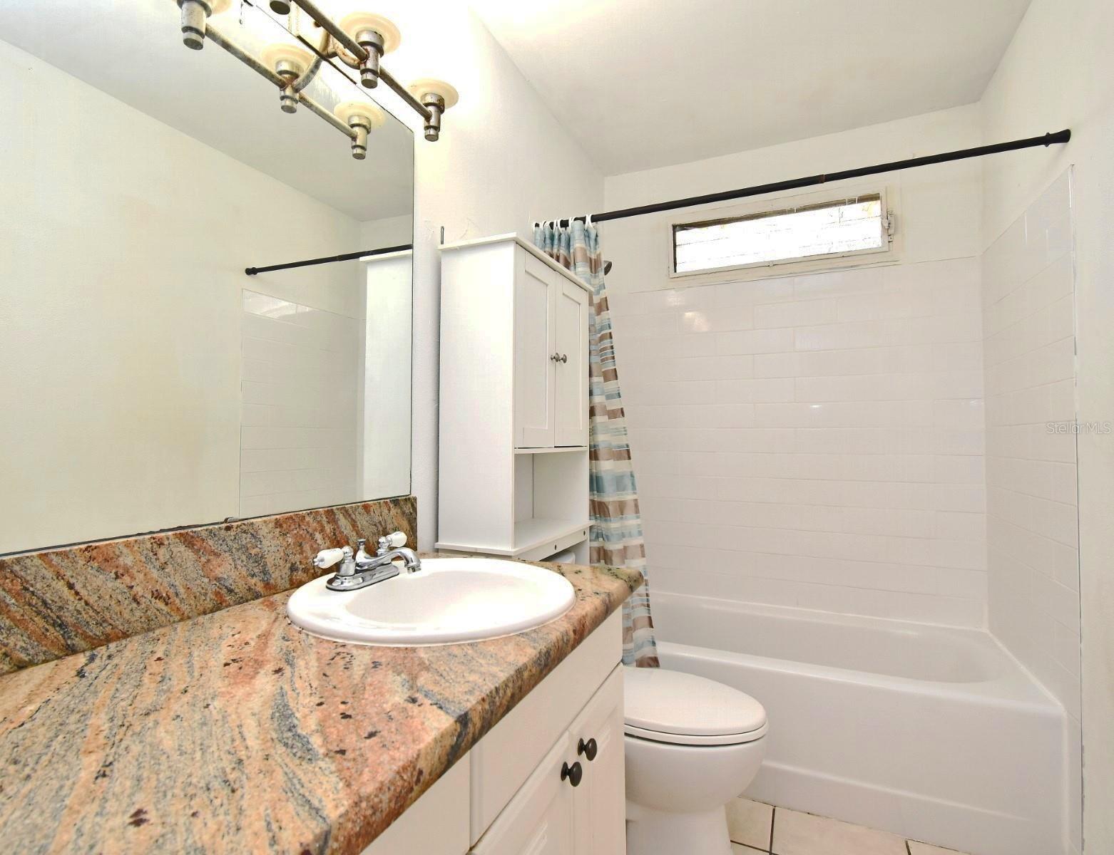 MEREDITH MANOR GOLF VIEW ESTATES SEC - Residential