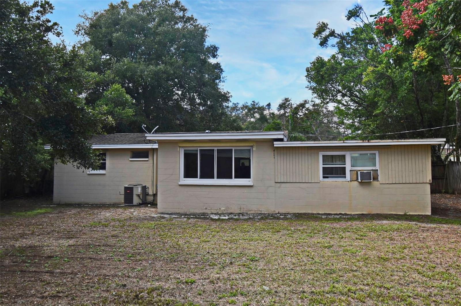 MEREDITH MANOR GOLF VIEW ESTATES SEC - Residential