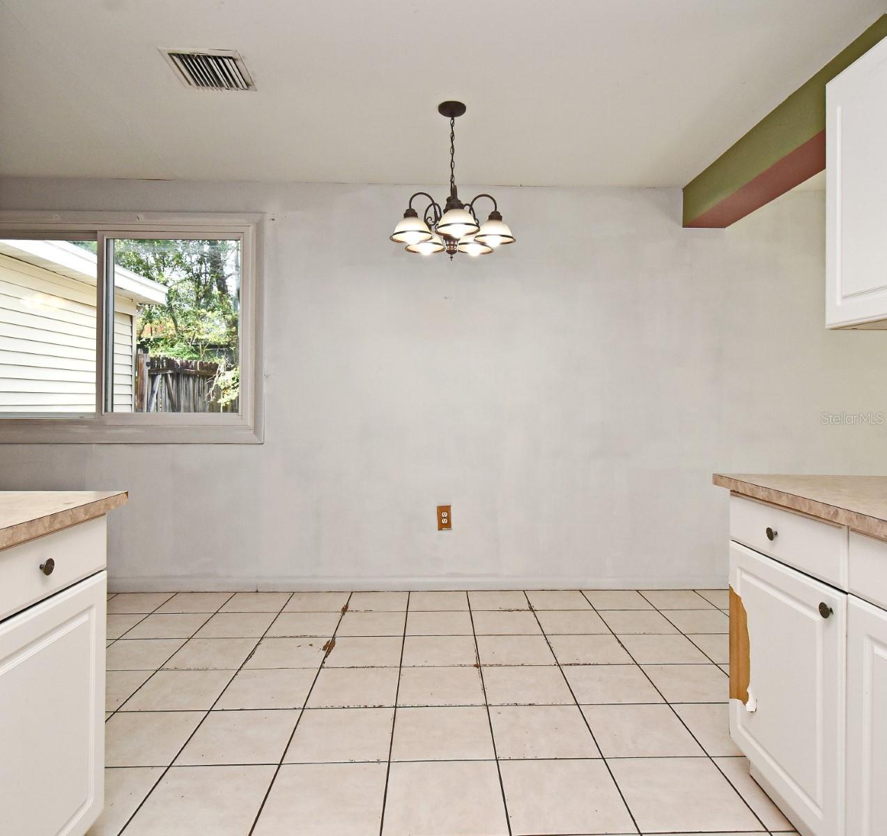 MEREDITH MANOR GOLF VIEW ESTATES SEC - Residential