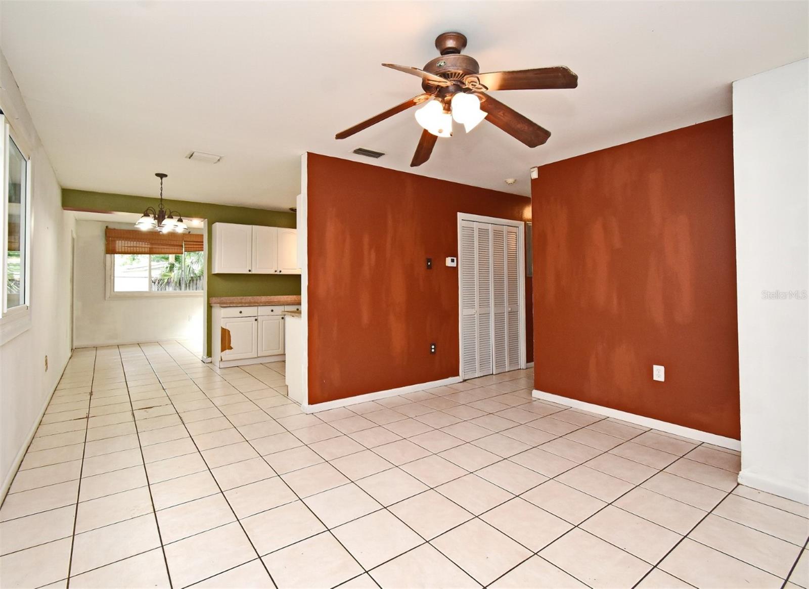 MEREDITH MANOR GOLF VIEW ESTATES SEC - Residential