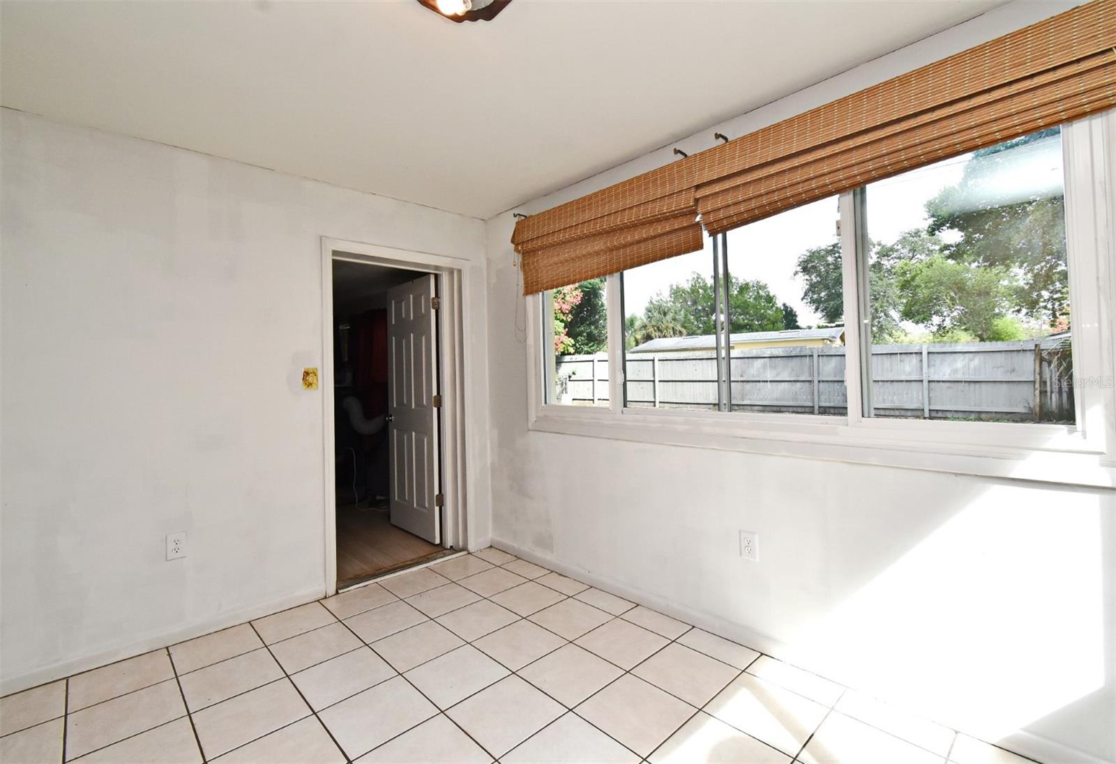 MEREDITH MANOR GOLF VIEW ESTATES SEC - Residential