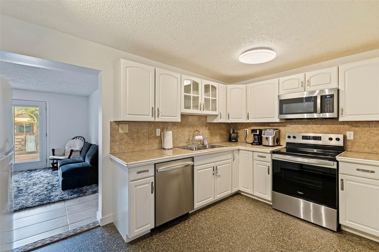 ORANGE LAKE VILLAGE 2 - Residential