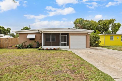 Photo of 10356 111th Avenue, Largo, FL 33773 (MLS # TB8496085)
