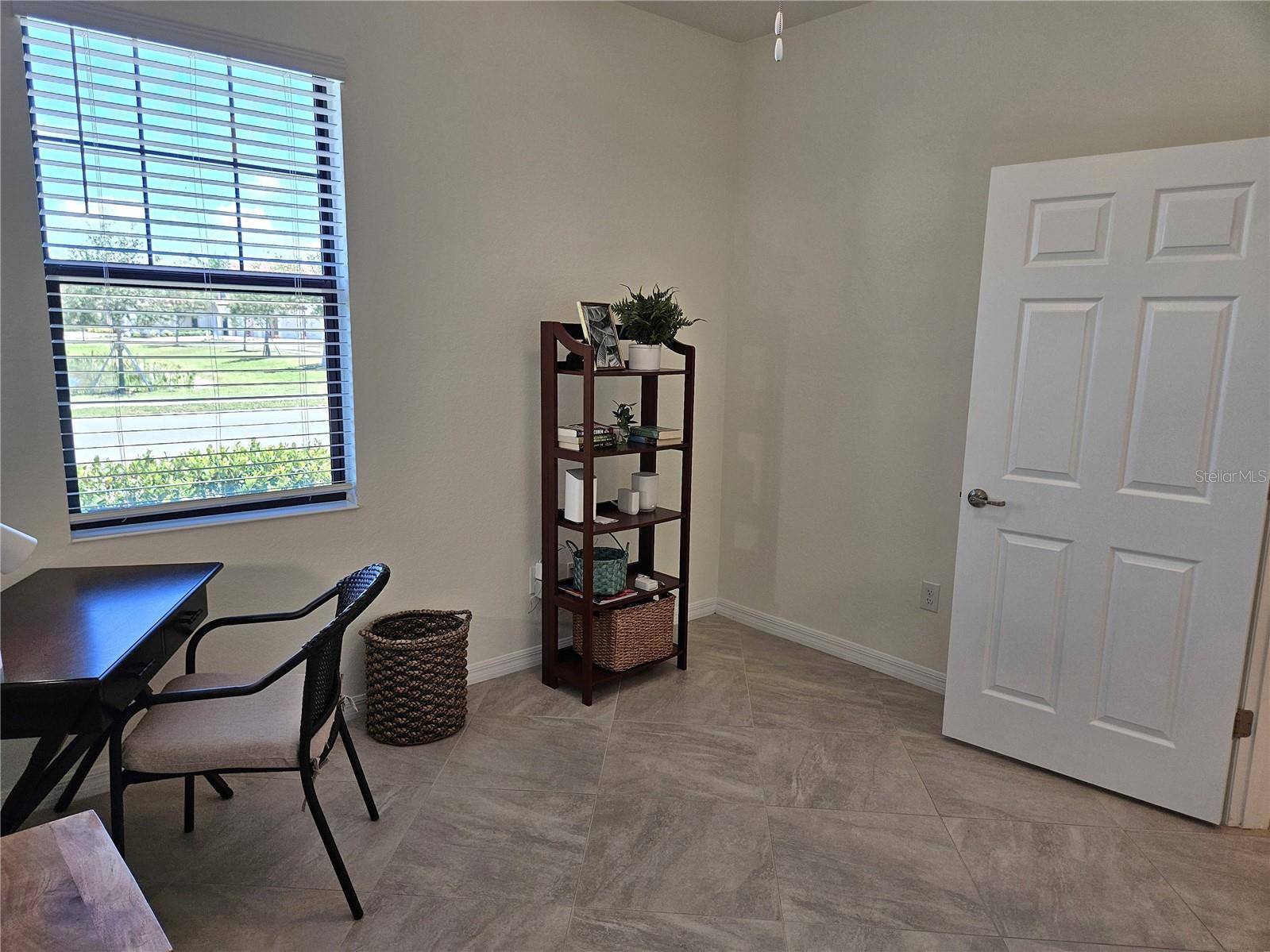 CROOKED CRK 3/SARASOTA NATIONA - Residential Lease