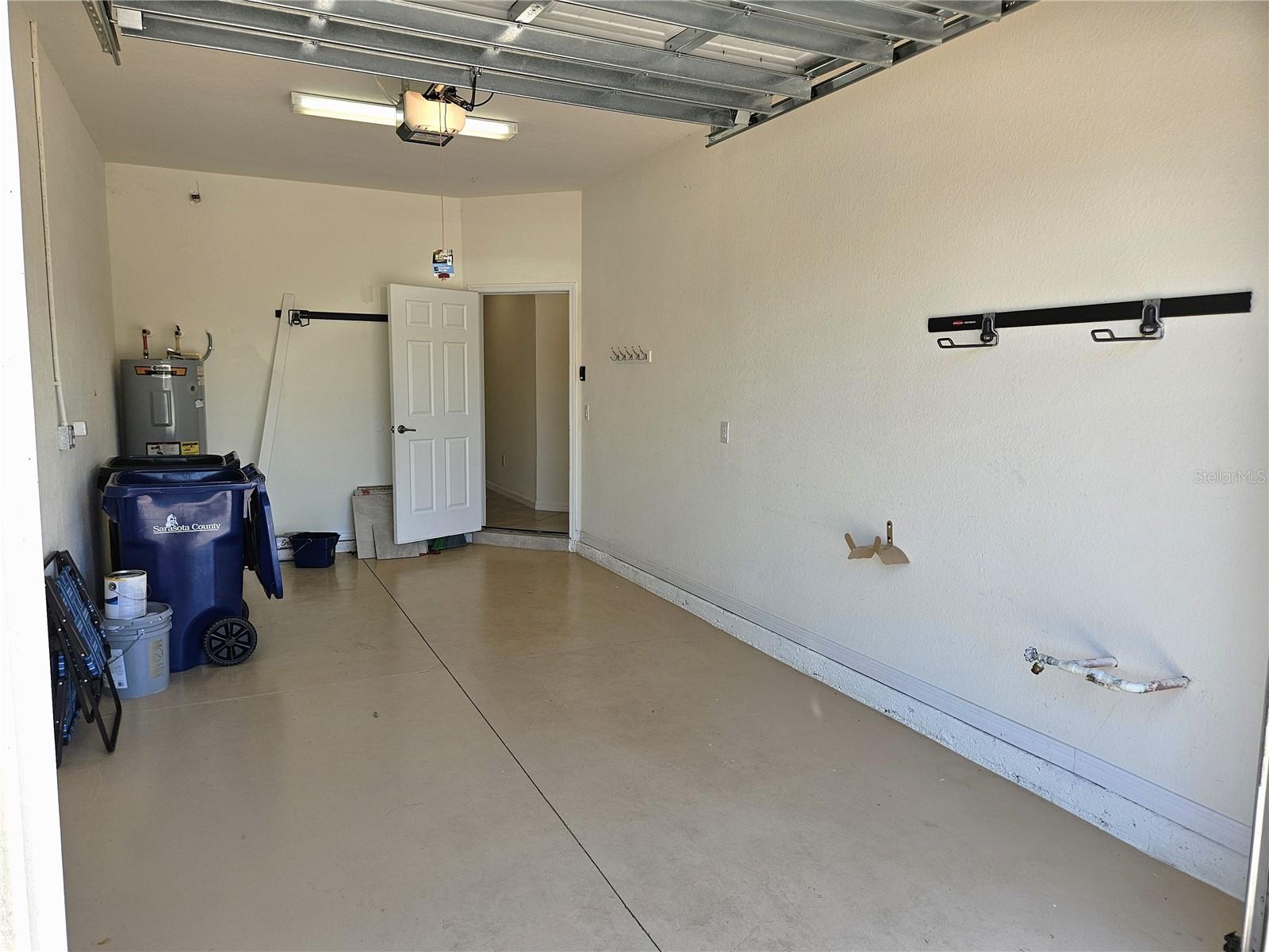 CROOKED CRK 3/SARASOTA NATIONA - Residential Lease