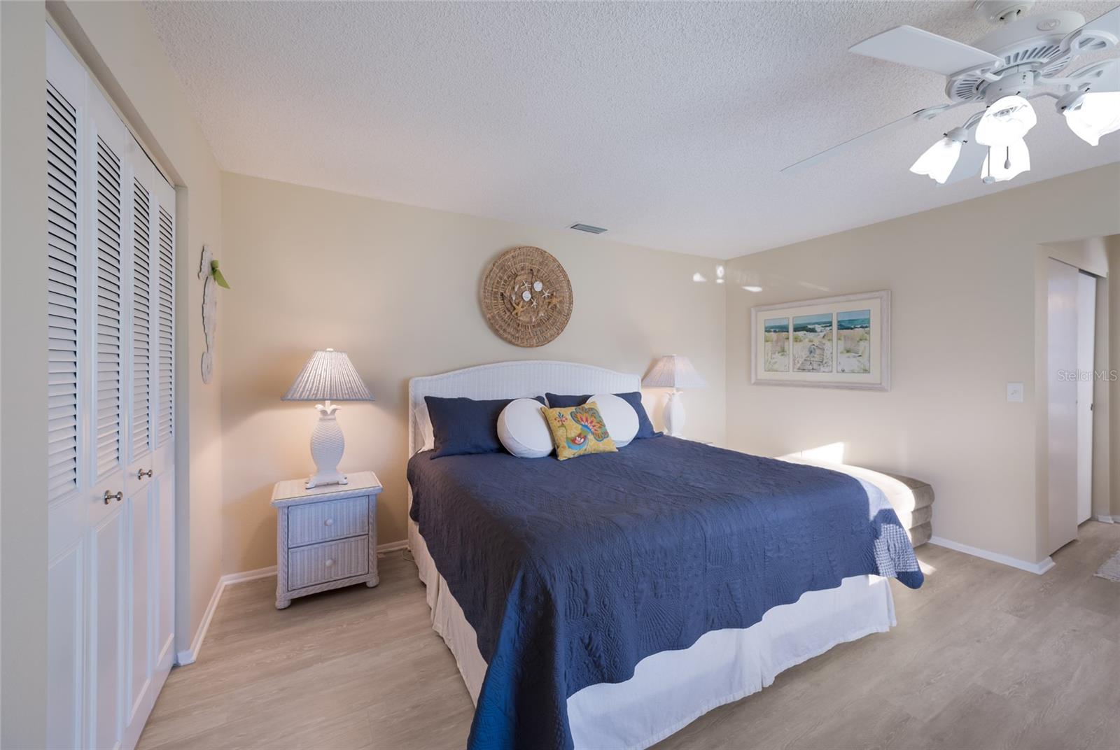 FIVE LAKES 1 & 1C - Residential