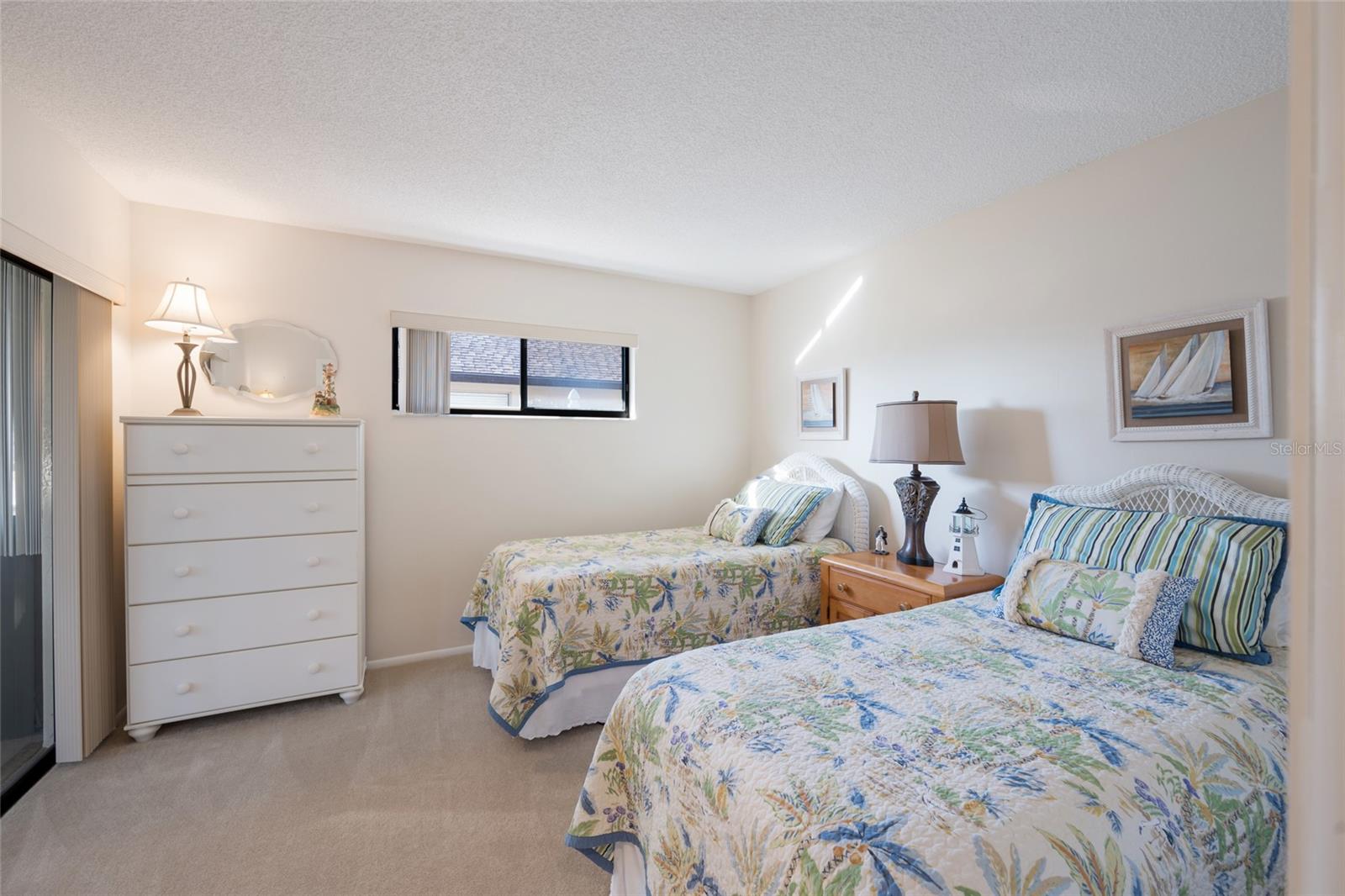 FIVE LAKES 1 & 1C - Residential