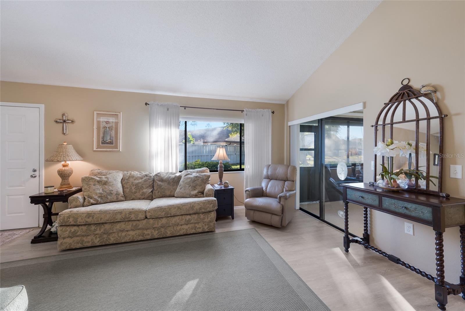 FIVE LAKES 1 & 1C - Residential