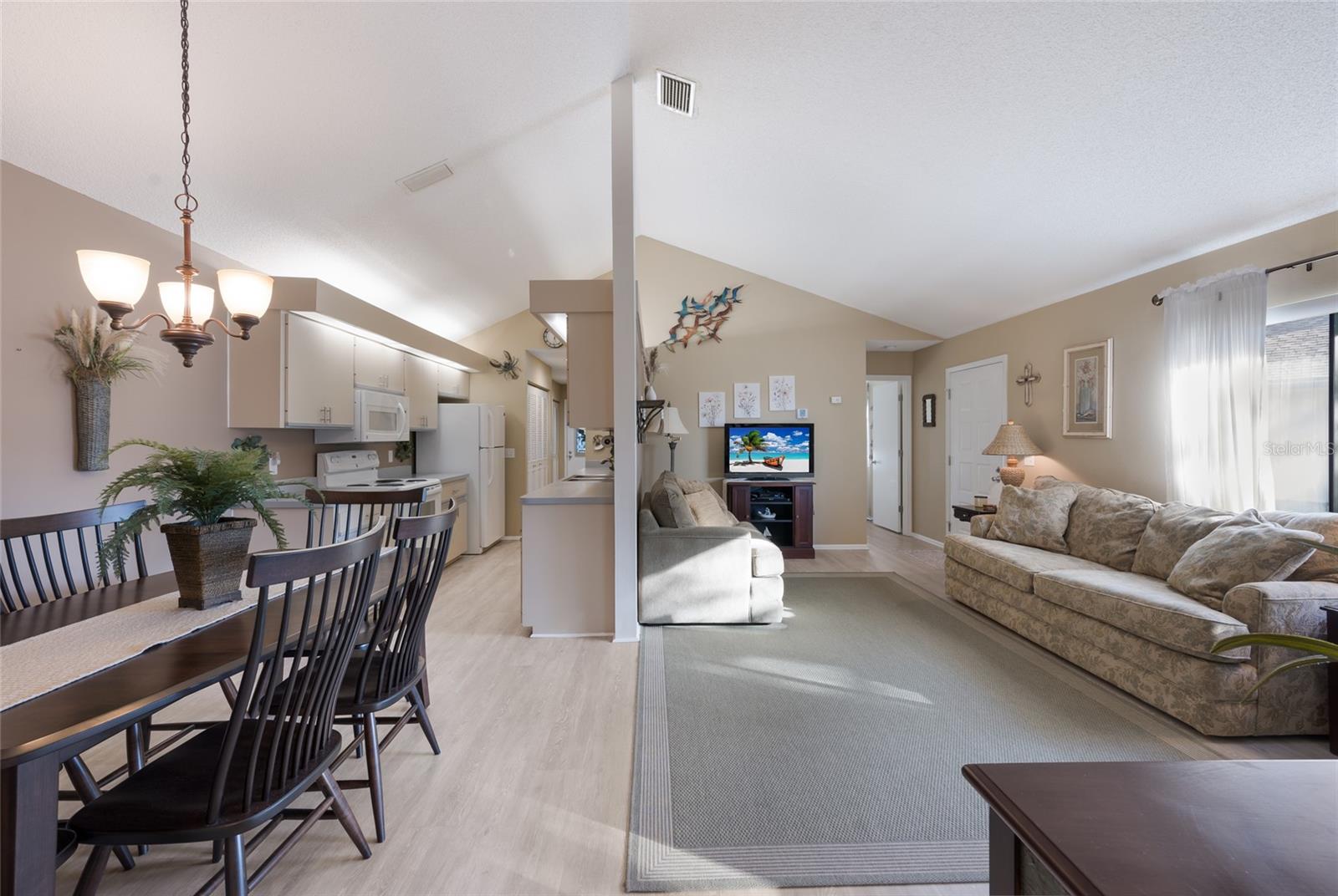 FIVE LAKES 1 & 1C - Residential