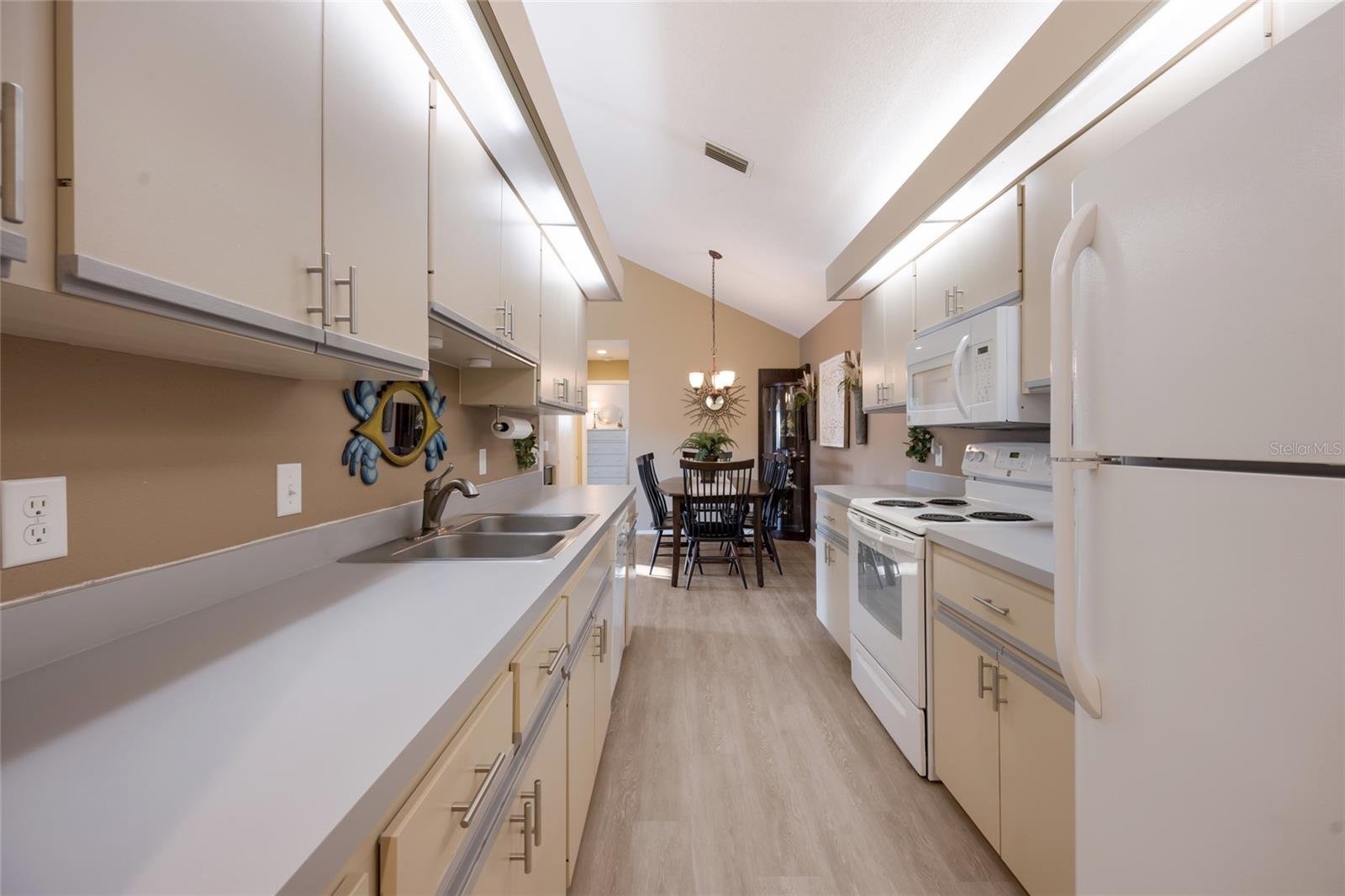 FIVE LAKES 1 & 1C - Residential