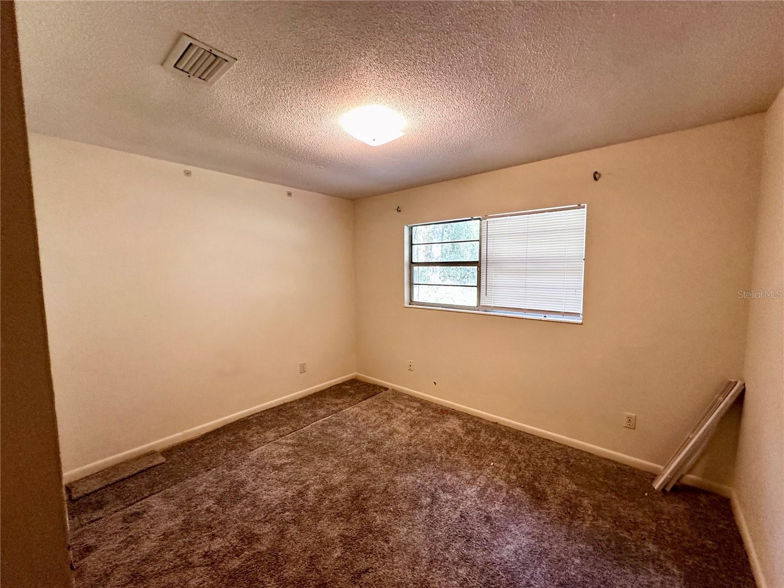 PHIPPENS BLKS 129-130 & 135-136 DELAND - Residential Lease