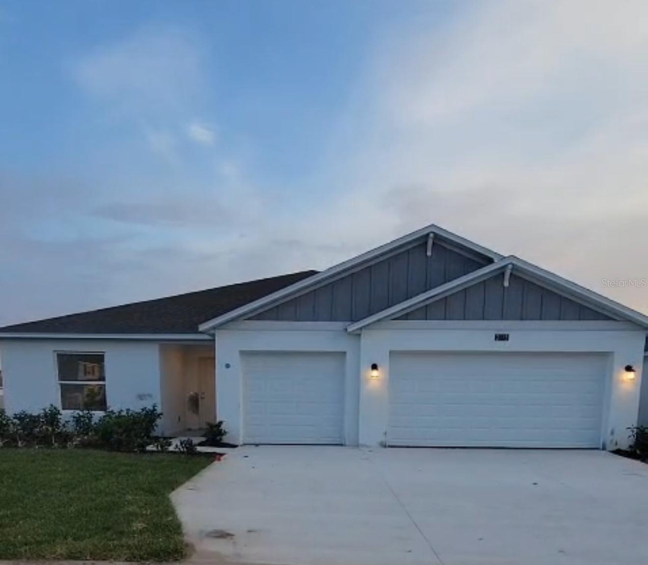 Don’t miss the chance to live in this beautiful one-story home located in the heart of Kissimmee’s desirable Storey Creek community! Built in 2025, this home features 5 spacious bedrooms, 3 full bathrooms, and a 3-car garage — ideal for families or
anyone seeking space and comfort.
The home offers a bright, open layout with a large kitchen and living area, quartz countertops, and stainless steel appliances. All bedrooms are generously sized with abundant natural sunlight throughout.
Storey Creek offers an array of luxury amenities, including a resort-style community pool, fully equipped fitness center, soccer field, tennis court, basketball court, playground, and even a dog park.
Experience the best of Florida living in this stunning home — conveniently located near shops, dining, and entertainment, with easy access to Disney, Universal, SeaWorld, and major highways like SR 535, I-4, and US 192.