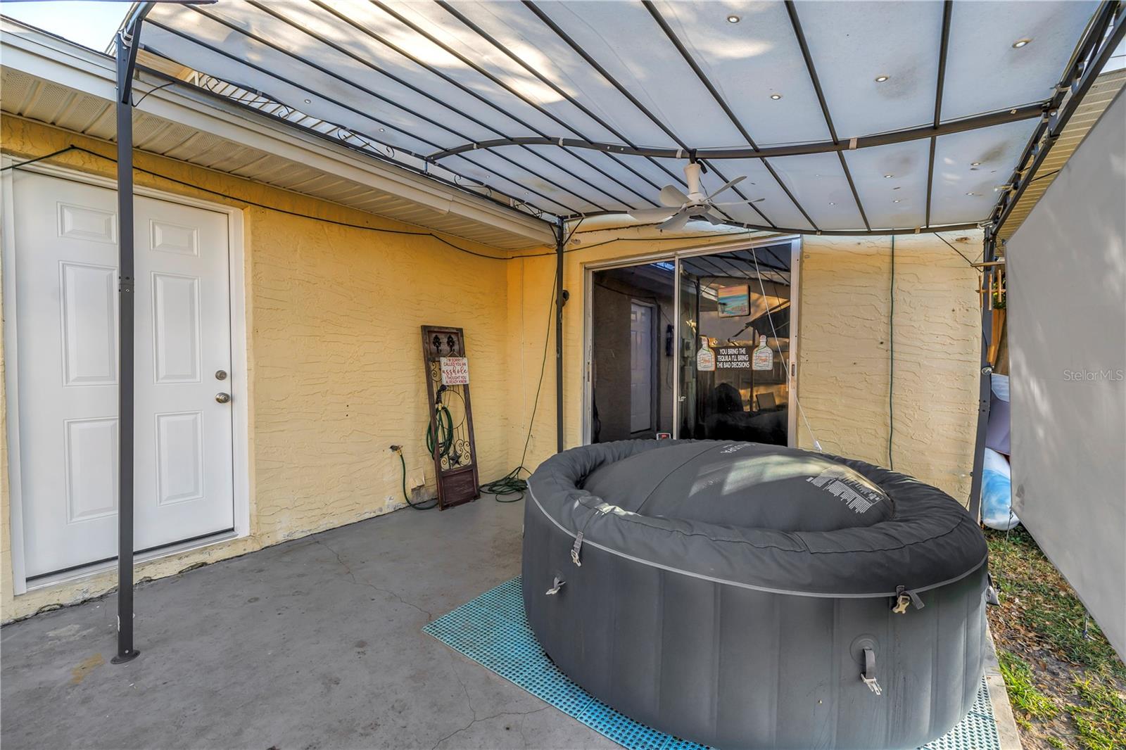 SUNNY BREEZE SUB - Residential