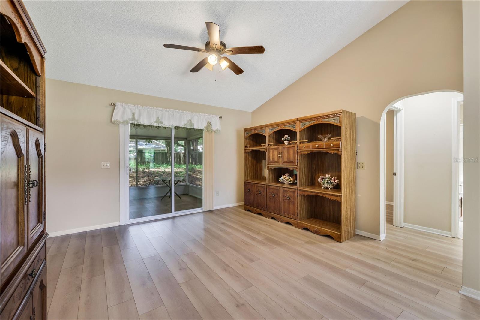 ROOSEVELT TERRACE - Residential