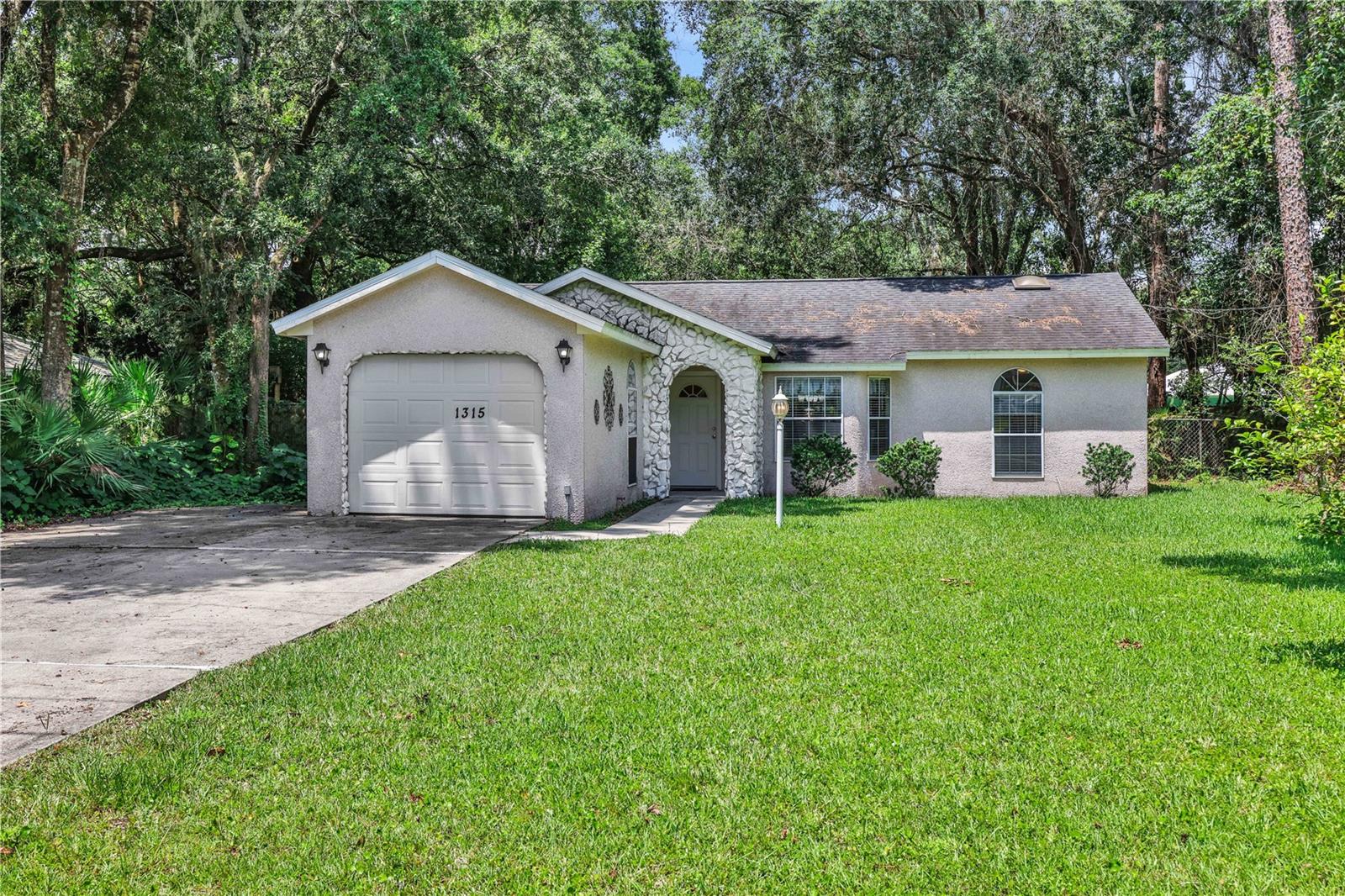 ROOSEVELT TERRACE - Residential