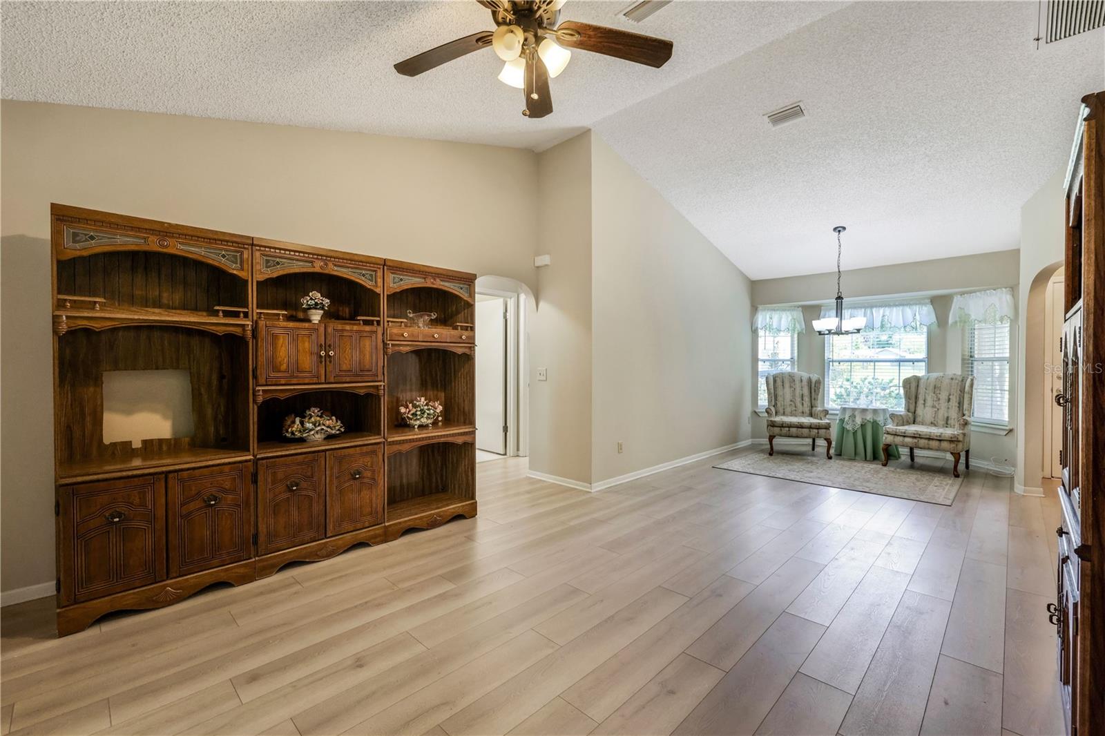 ROOSEVELT TERRACE - Residential