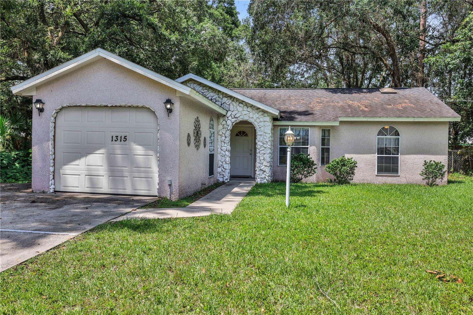 ROOSEVELT TERRACE - Residential