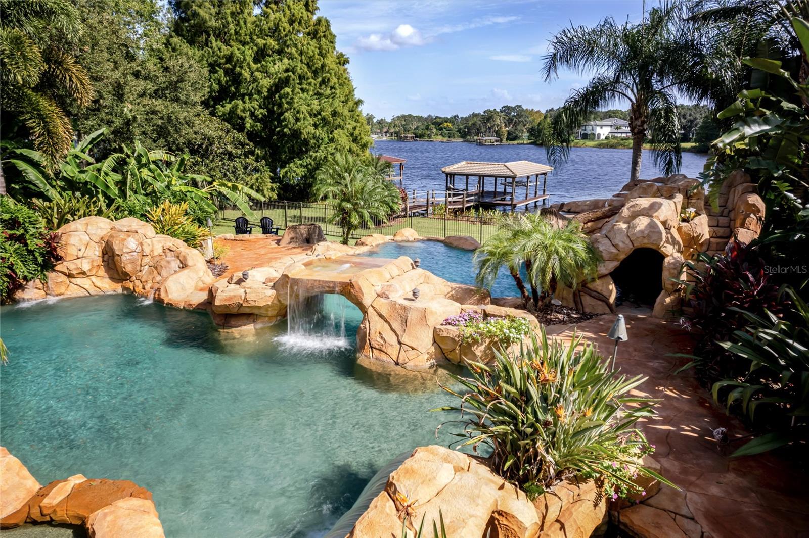 WATERFORD POINTE - Residential