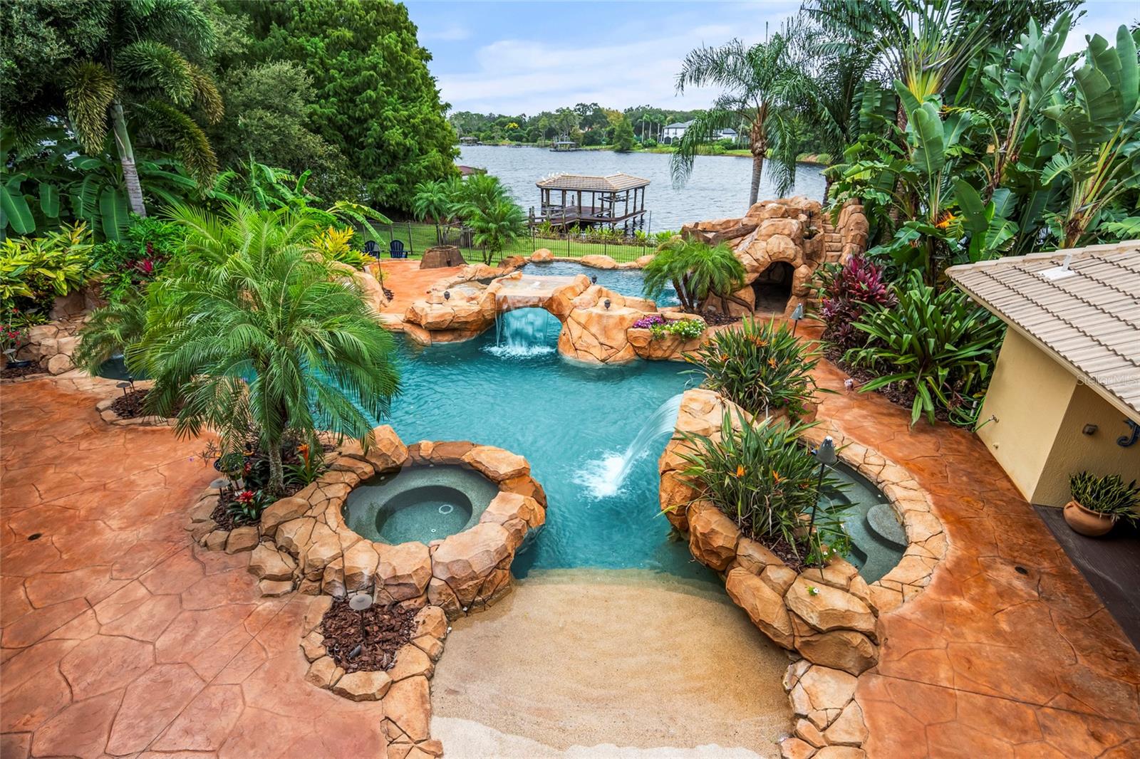 WATERFORD POINTE - Residential