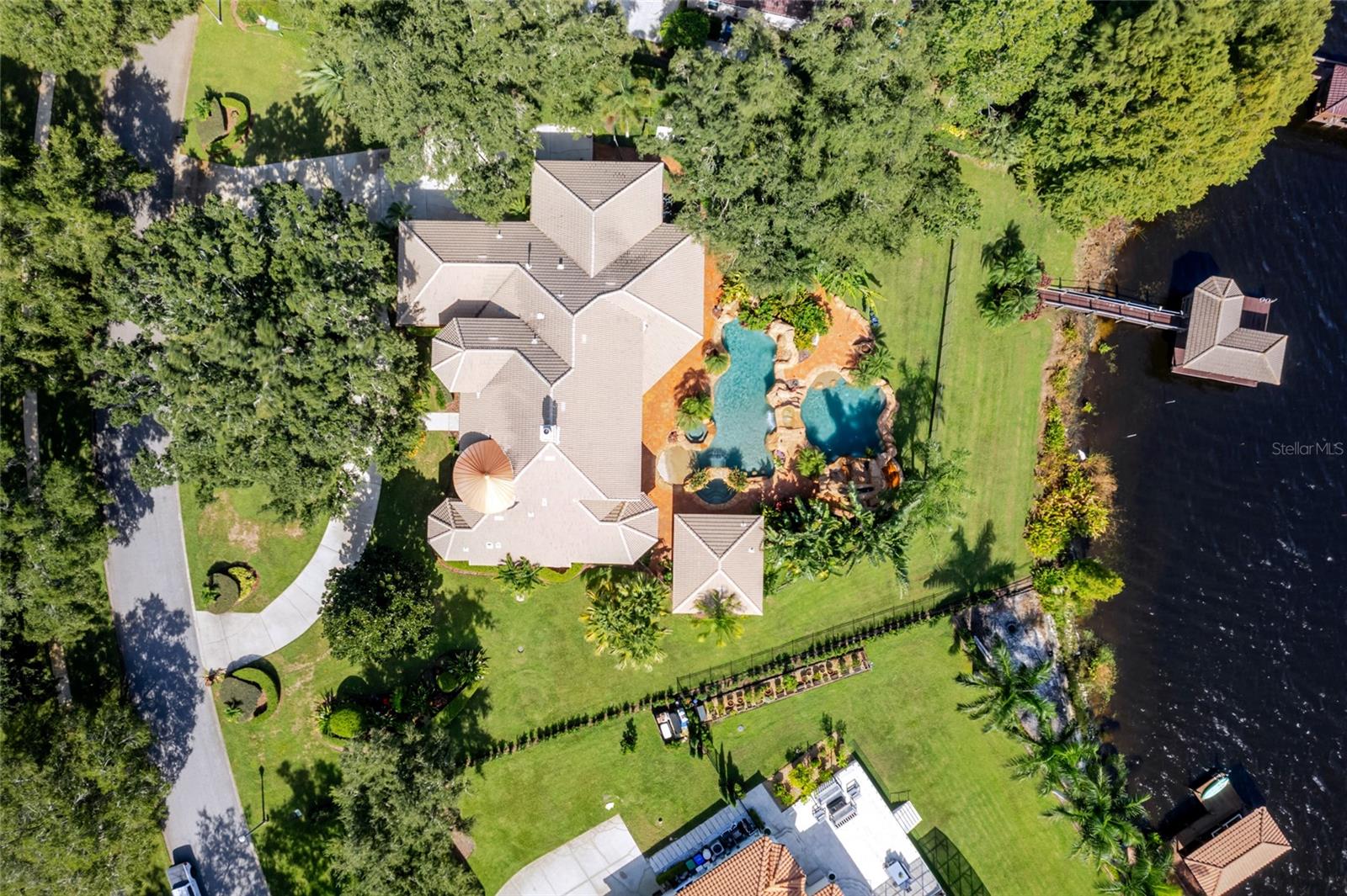 WATERFORD POINTE - Residential