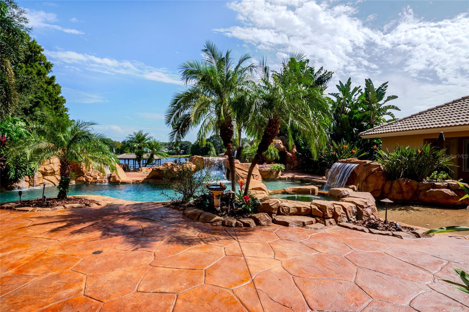 WATERFORD POINTE - Residential