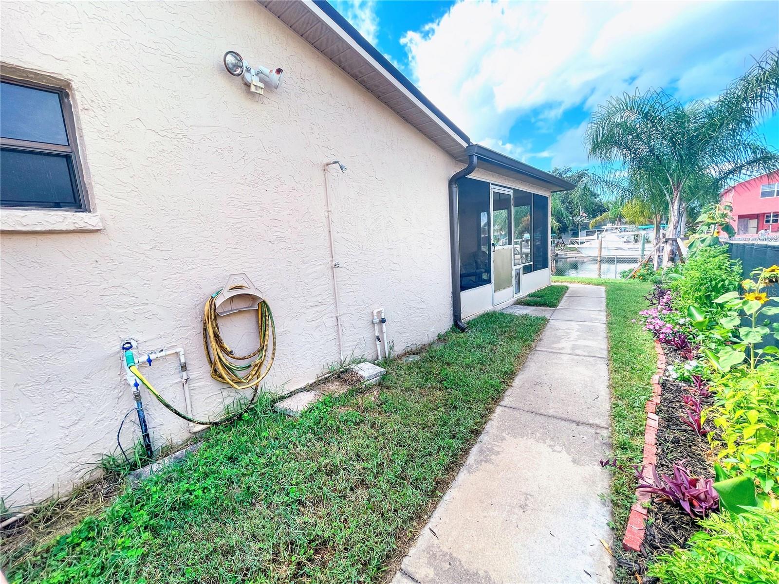 HUDSON BEACH ESTATES - Residential