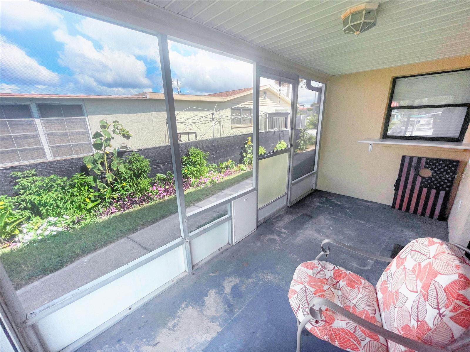 HUDSON BEACH ESTATES - Residential