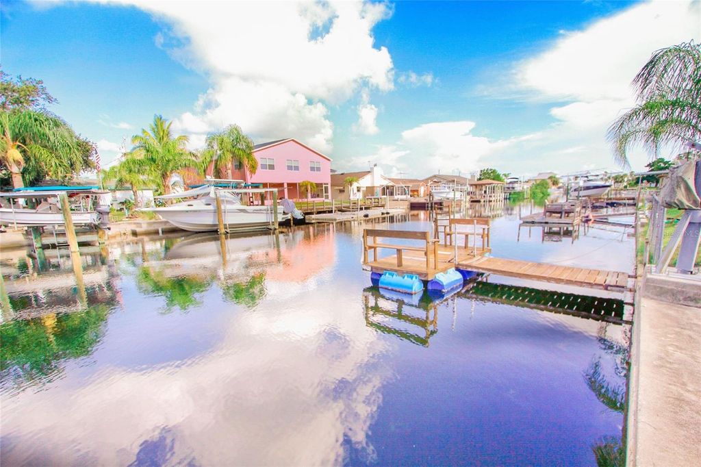 Photo of 13807 Plumosa Avenue, Hudson, FL 34667 (MLS # O6353688)