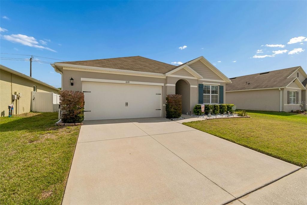 Photo of 1849 Pristine Loop, Lakeland, FL 33811 (MLS # O6396279)