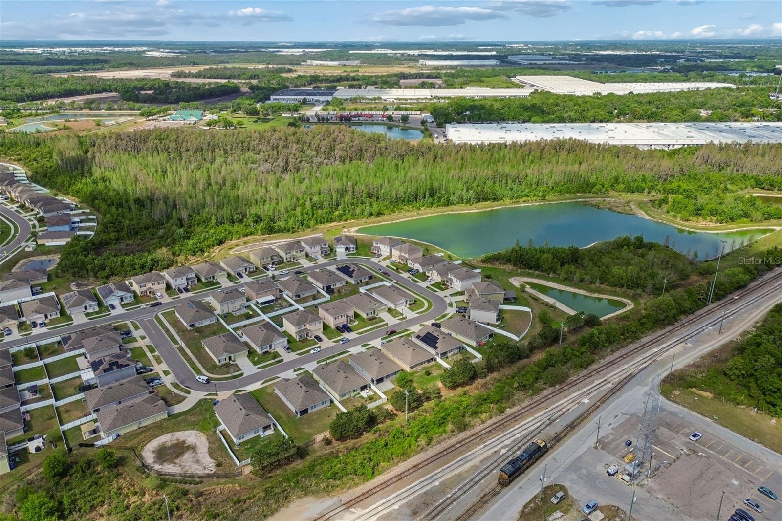 LAKES/LAUREL HLNDS PH 1E - Residential