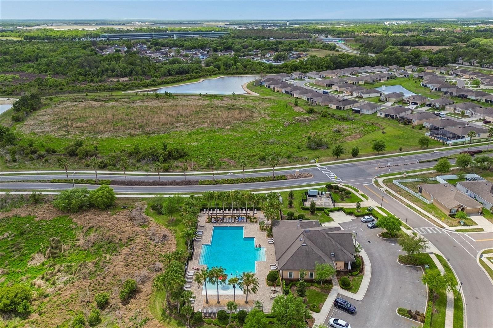 LAKES/LAUREL HLNDS PH 1E - Residential