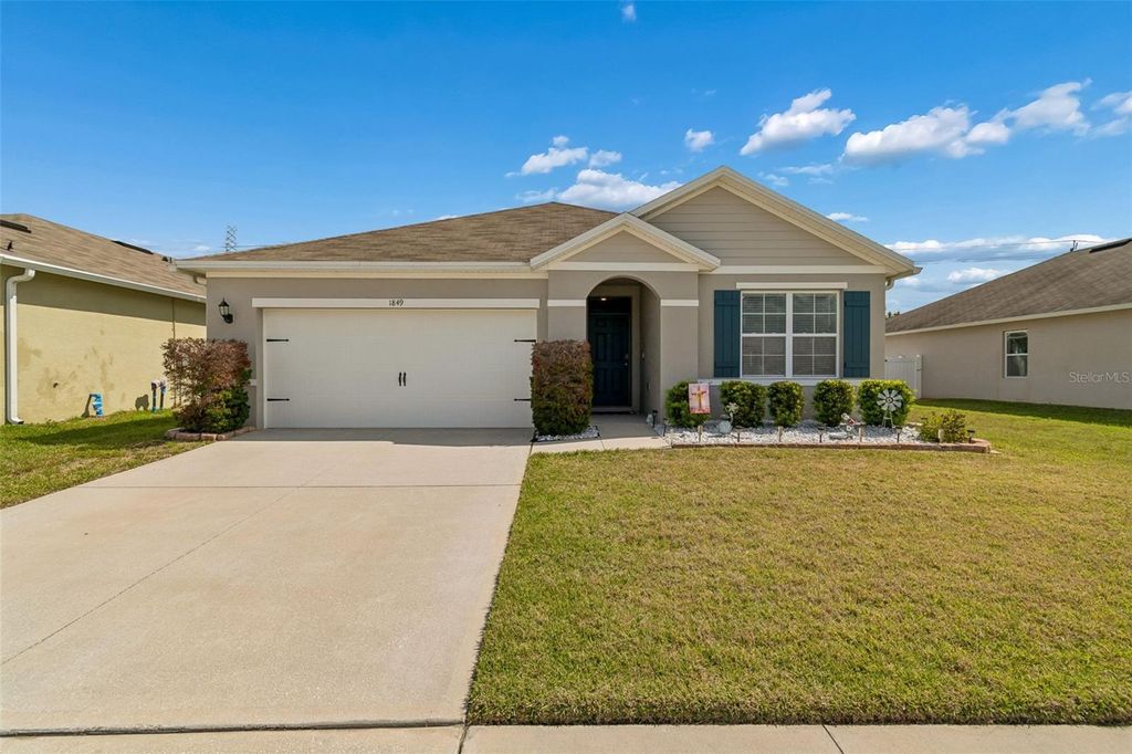 Photo of 1849 Pristine Loop, Lakeland, FL 33811 (MLS # O6396279)