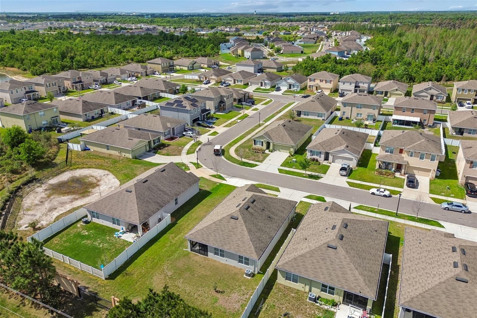 LAKES/LAUREL HLNDS PH 1E - Residential