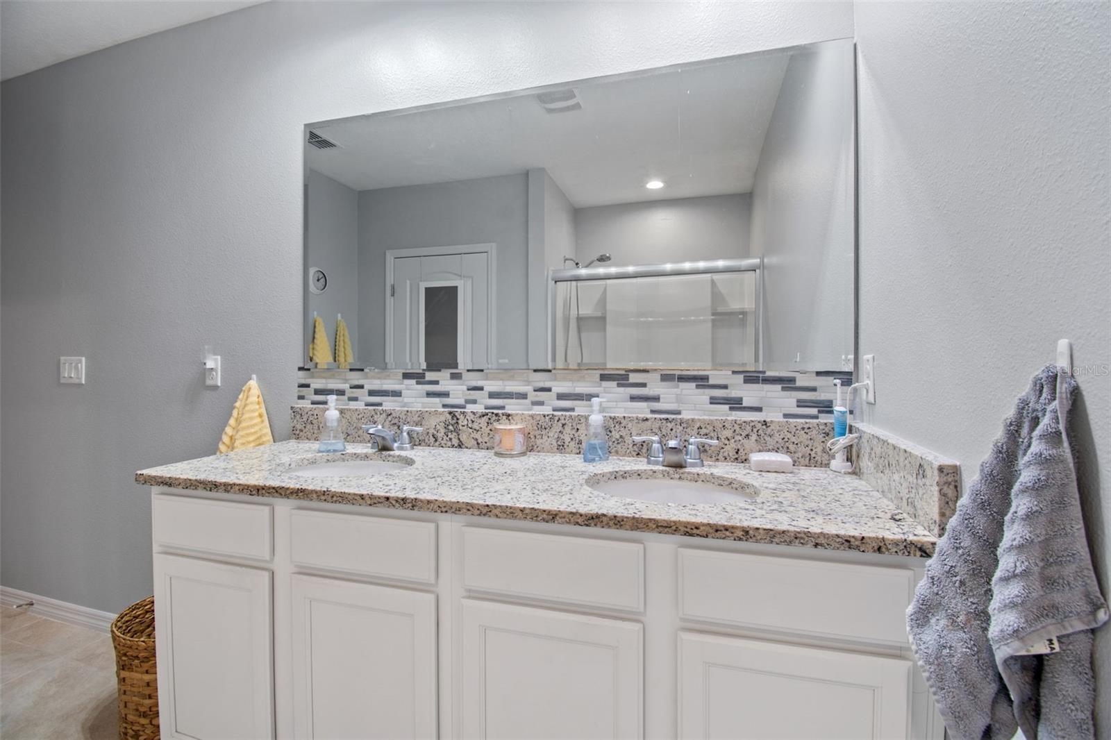 LAKES/LAUREL HLNDS PH 1E - Residential