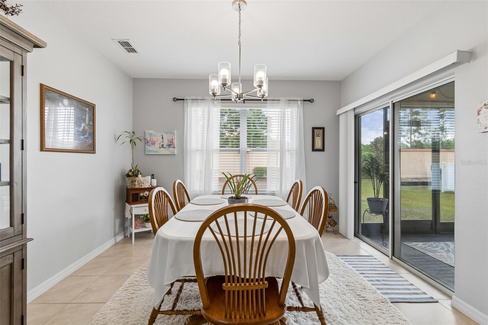 LAKES/LAUREL HLNDS PH 1E - Residential